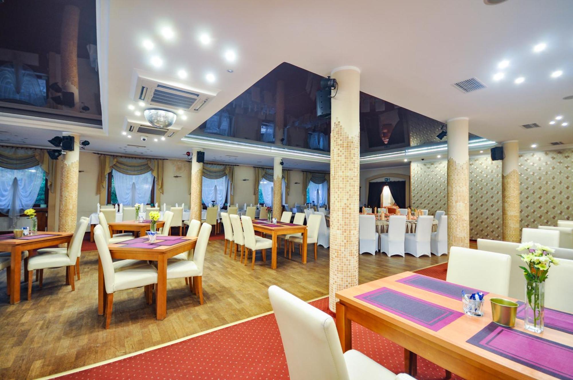 Hotel Trzy Swiaty Spa & Wellness Rajska Wyspa غليفيتسه المظهر الخارجي الصورة