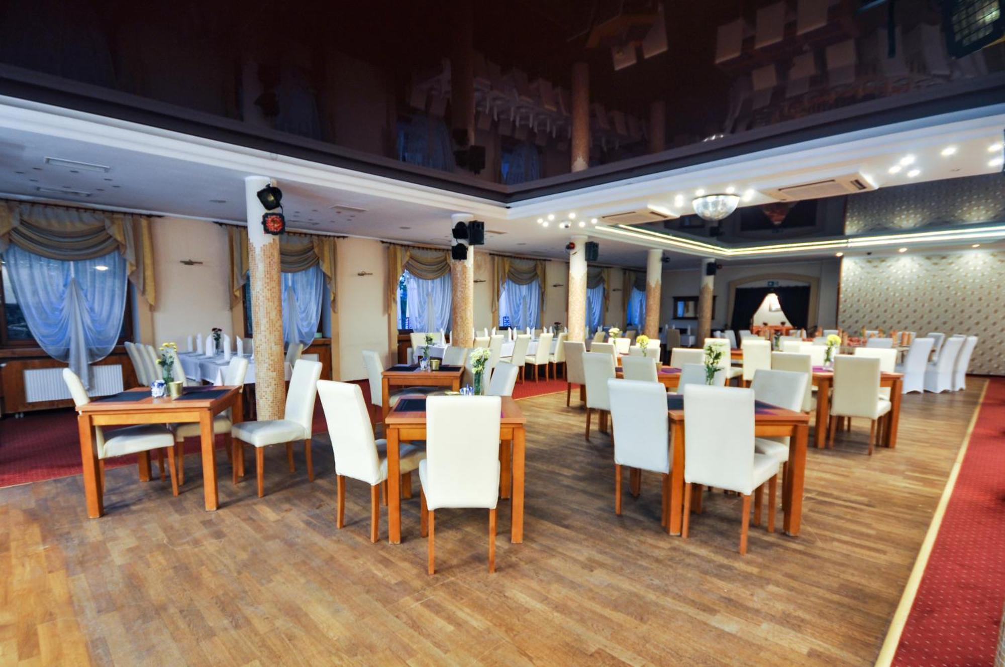 Hotel Trzy Swiaty Spa & Wellness Rajska Wyspa غليفيتسه المظهر الخارجي الصورة