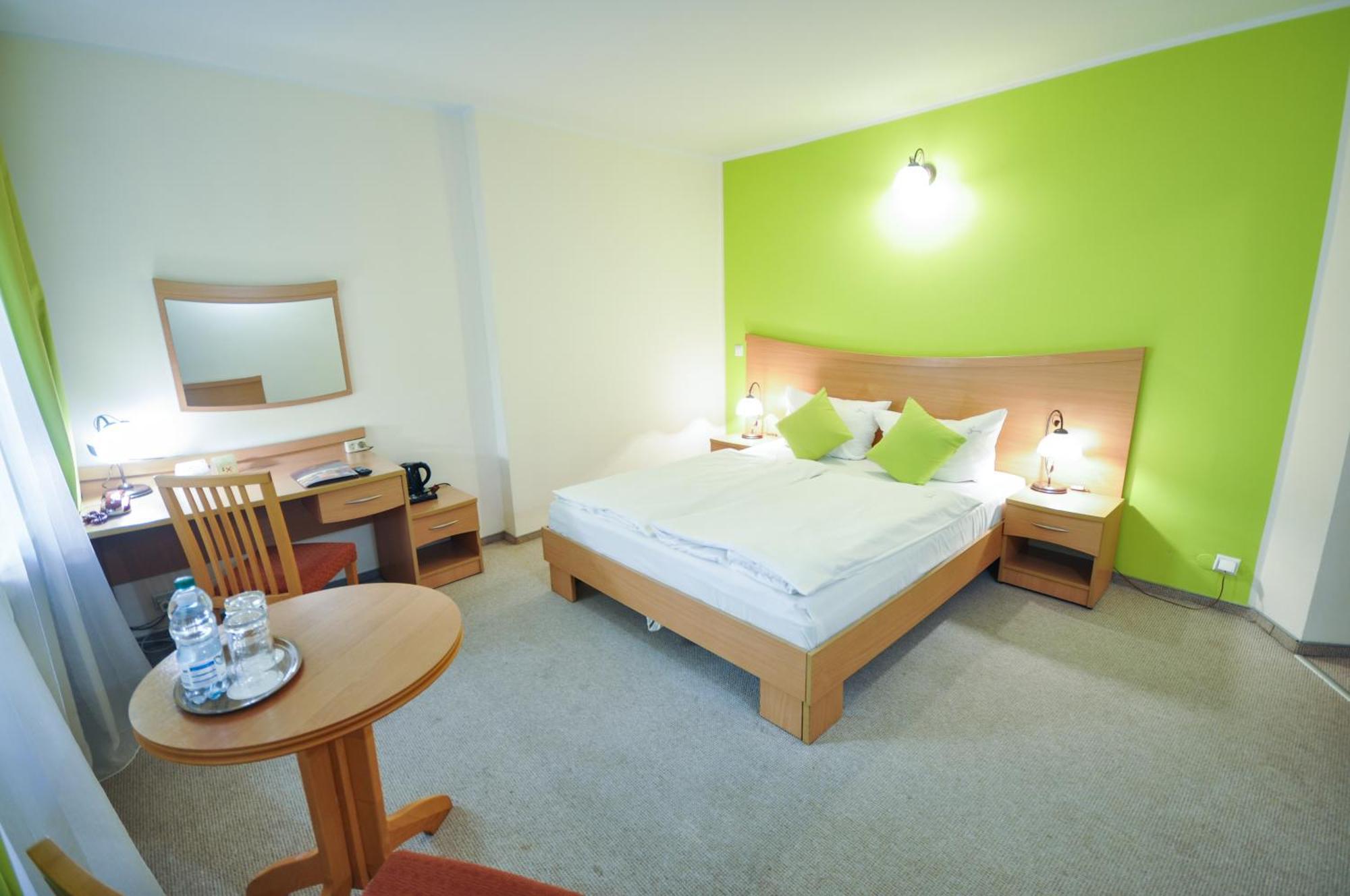 Hotel Trzy Swiaty Spa & Wellness Rajska Wyspa غليفيتسه المظهر الخارجي الصورة